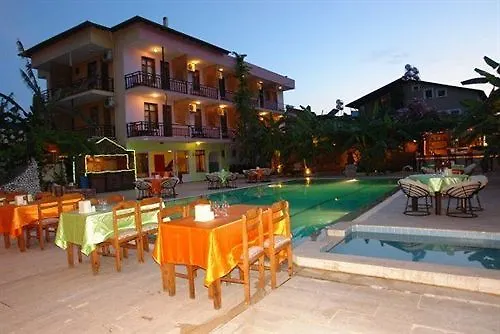 **  Alis Hotel フェティエ トルコ